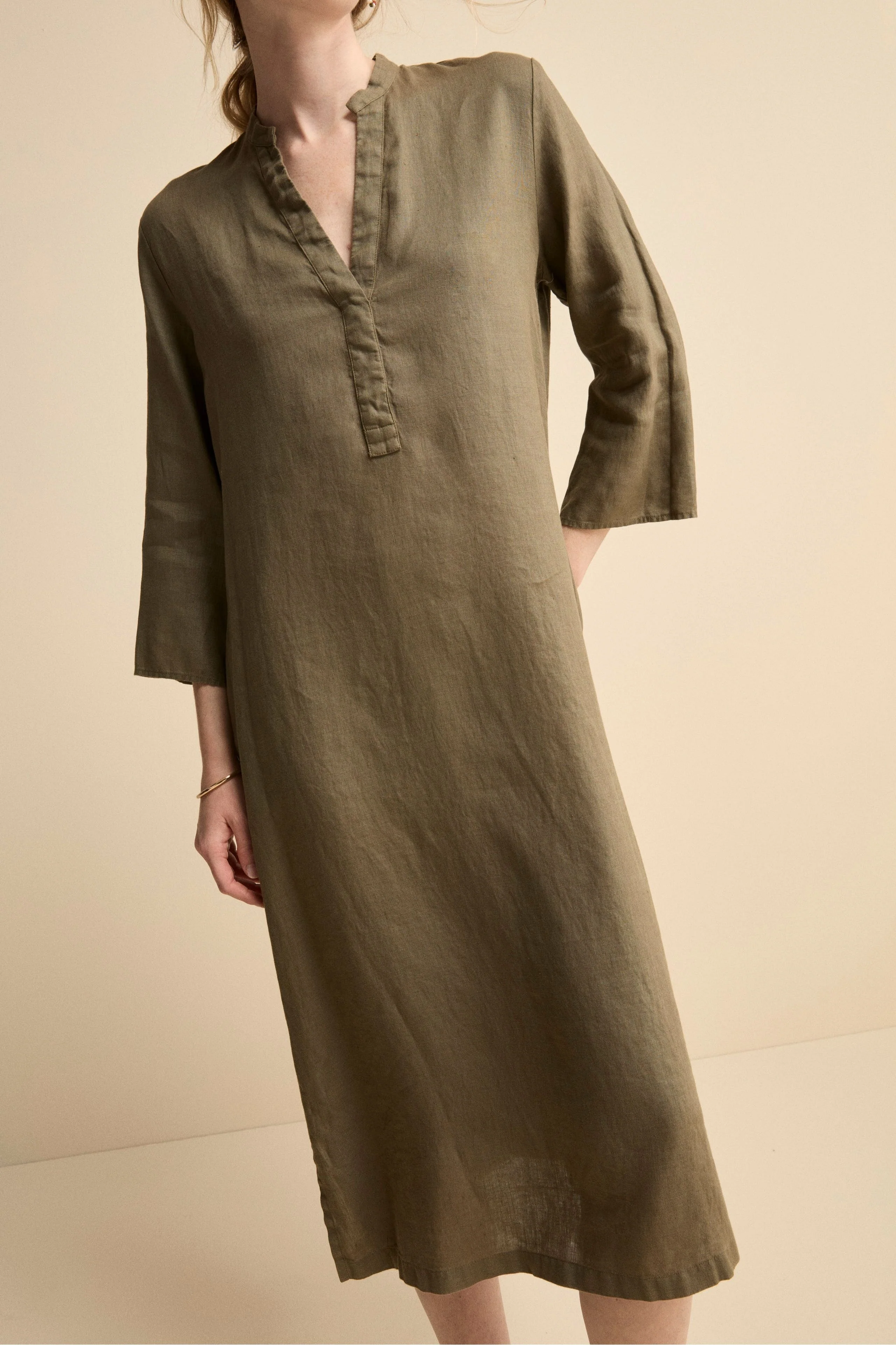 Caftano Lungo in Puro Lino - VERDE MILITARE - Image 3