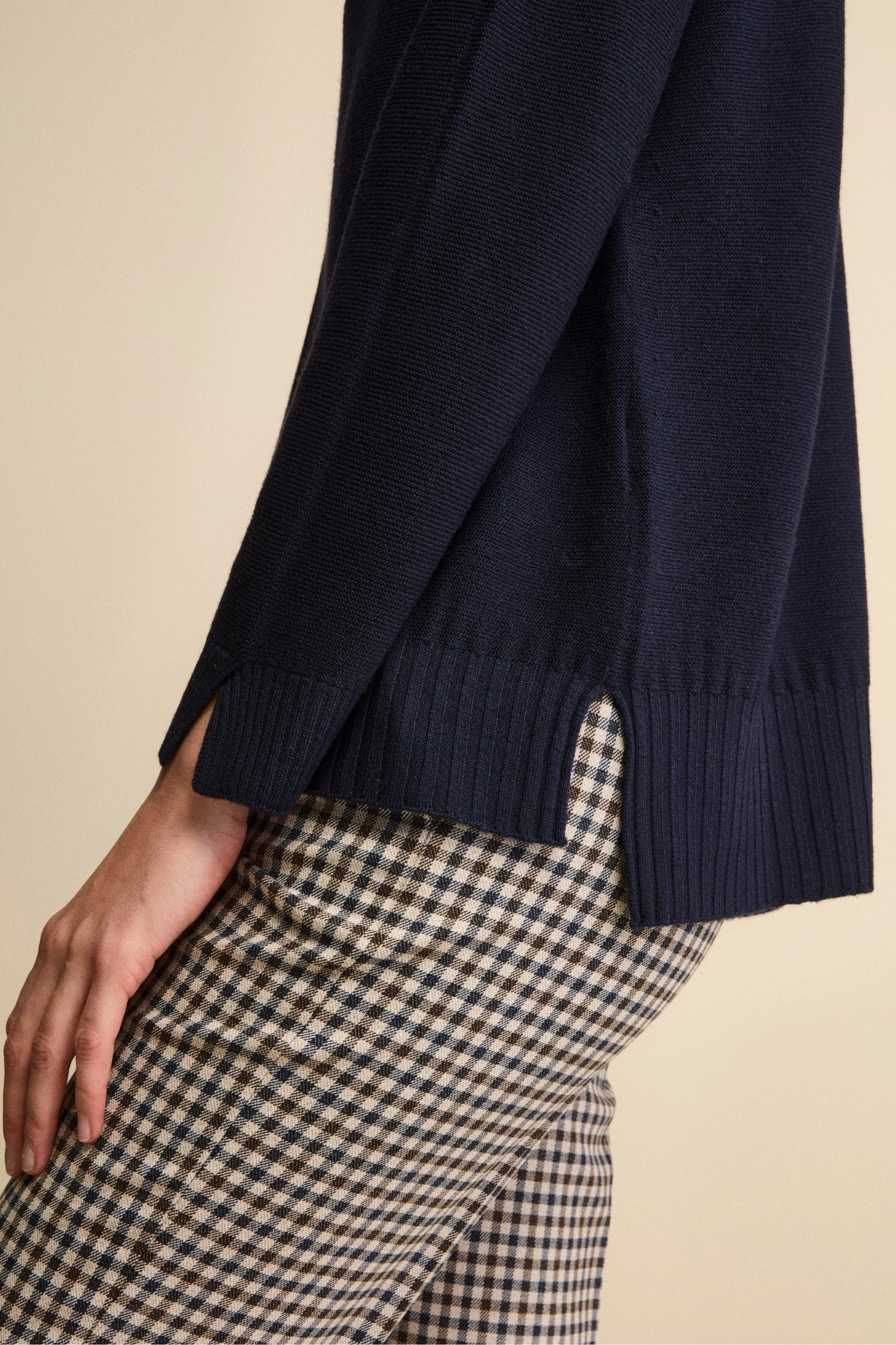 Dolcevita Links in Lana Merino - BLU - Image 4