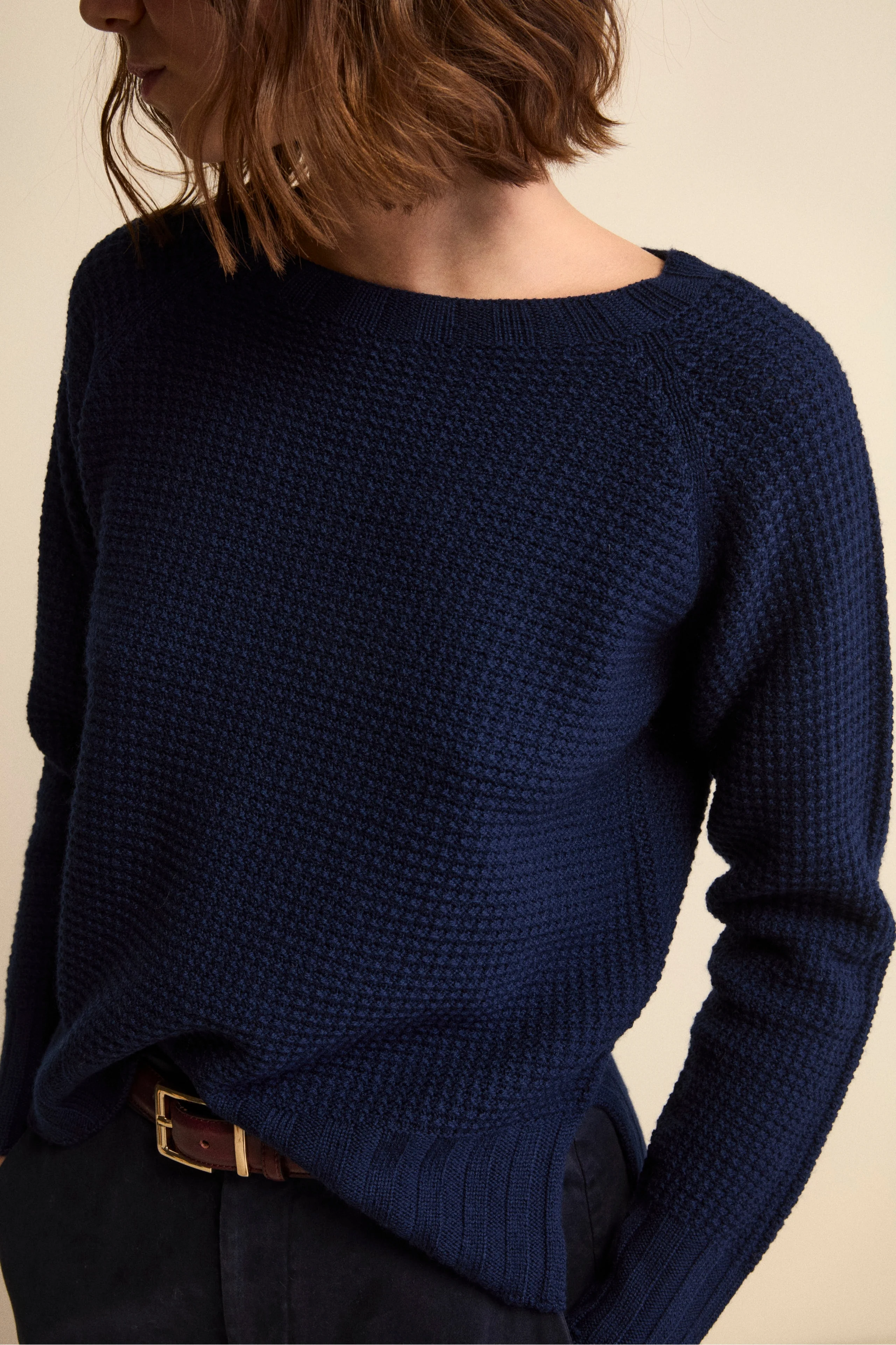 Maglia Scollo Barchetta in Lana Merino Lavorata - NAVY - Image 3