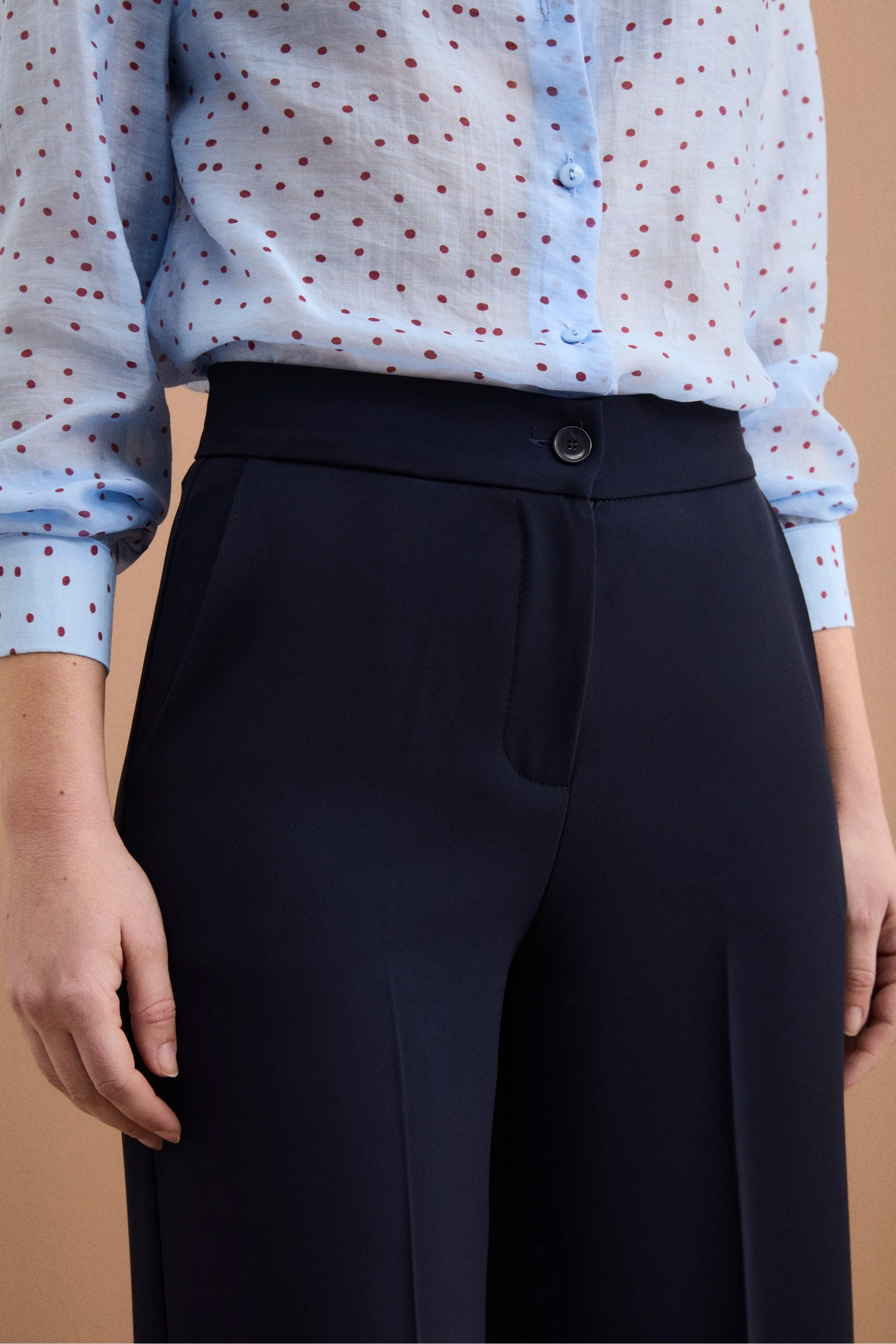 Pantalone Cady a Palazzo con Piega - BLU - Image 2
