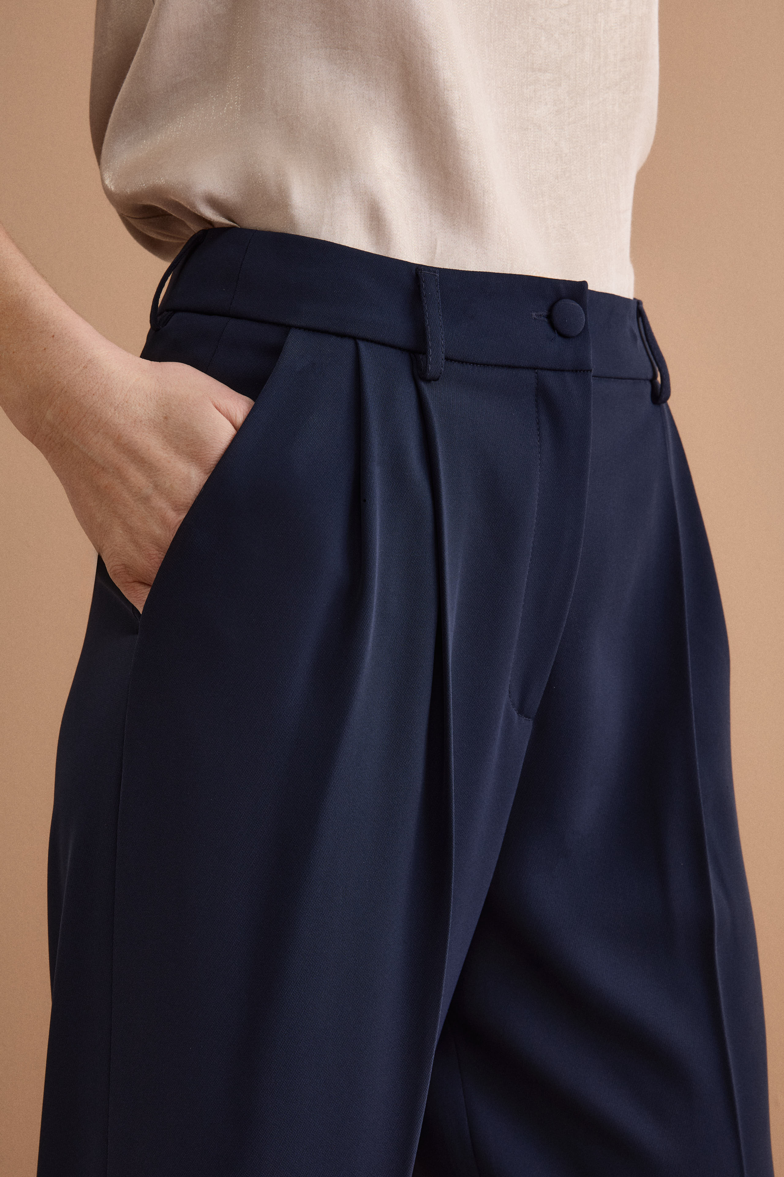 Pantalone Cerimonia a Gamba Larga con Pinces in Cady - BLU - Image 2