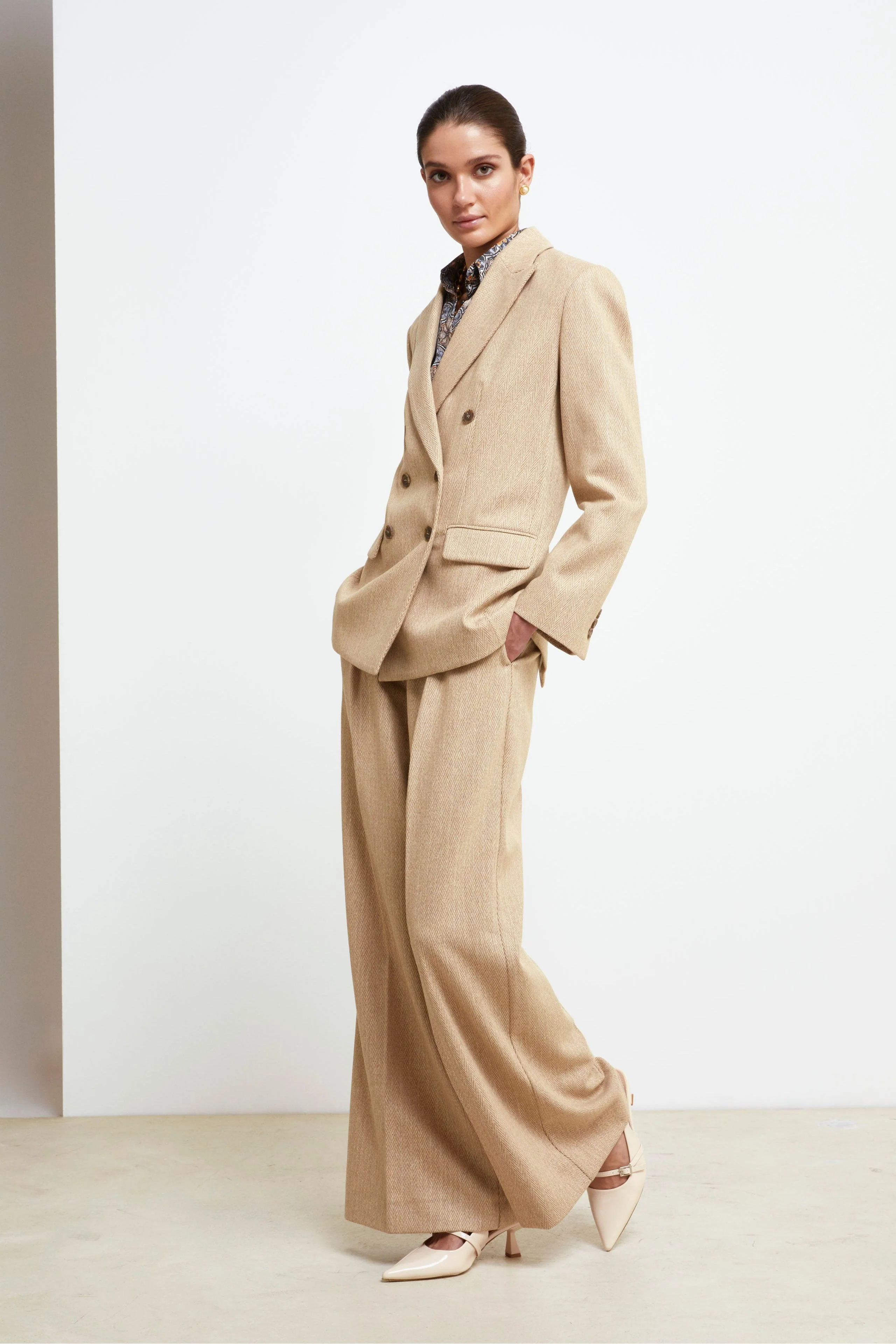 Pantalone Gamba Larga in Lana - BEIGE SPIGATO - Image 4